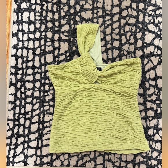 Lime Green One-Shoulder Top - Picture 4 of 10